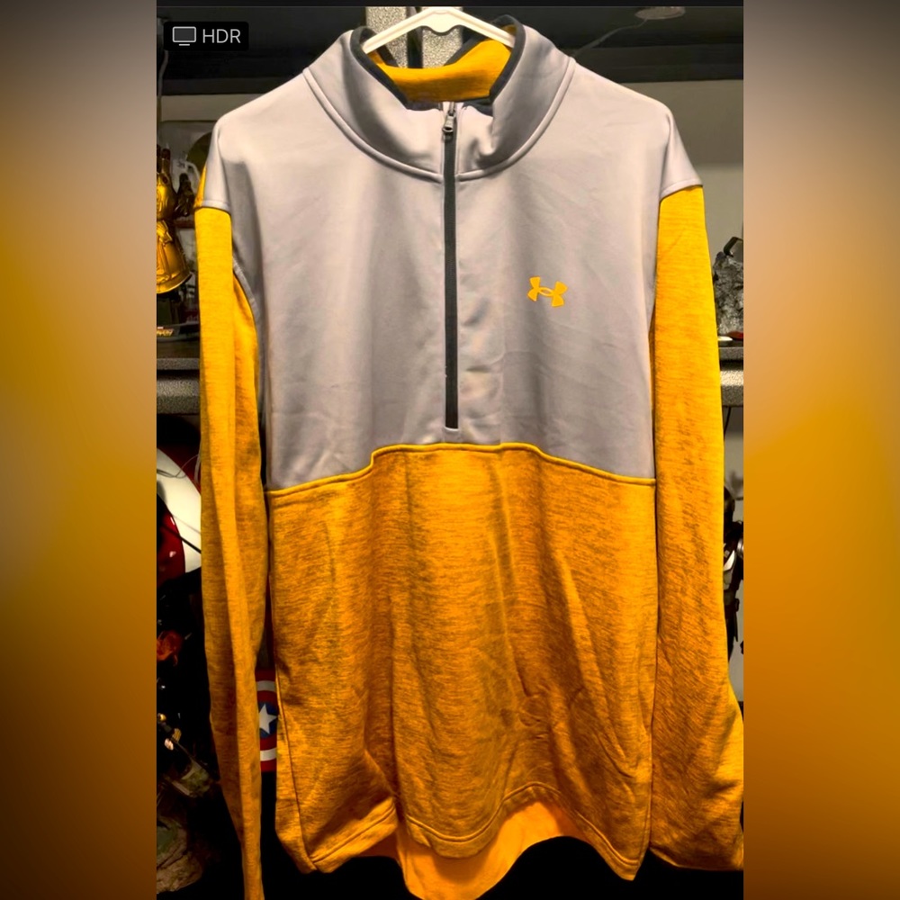 Men Under Armour Pull over 1/4 zip XXL